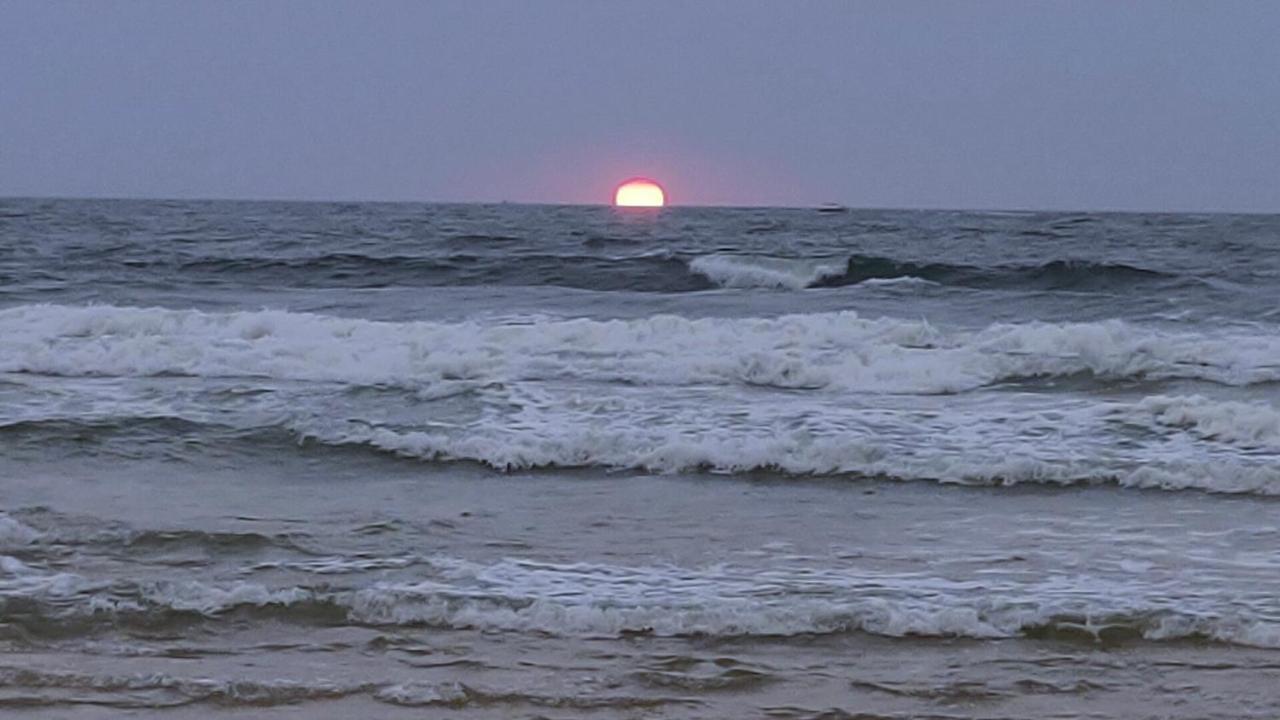 Spectrum Hub Beach Side Studio Apartment - Candolim - Goa Luaran gambar