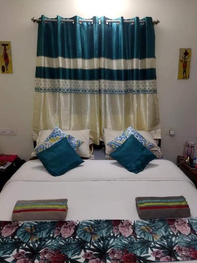 Spectrum Hub Beach Side Studio Apartment - Candolim - Goa Luaran gambar